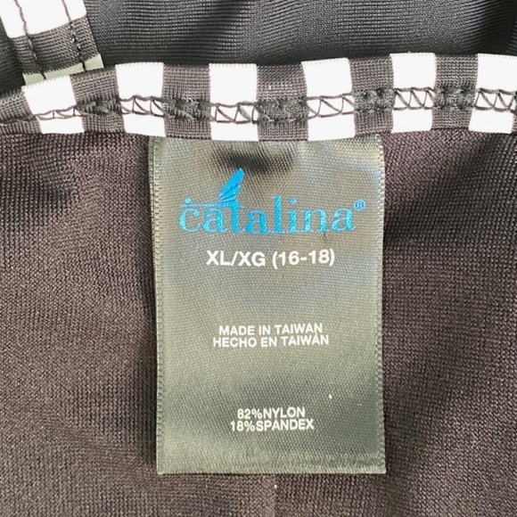 Catalina One Piece Bathing Suit Womens XL 16-18 Halter Tie Neck V-Neck Foam Cups - Picture 6 of 9